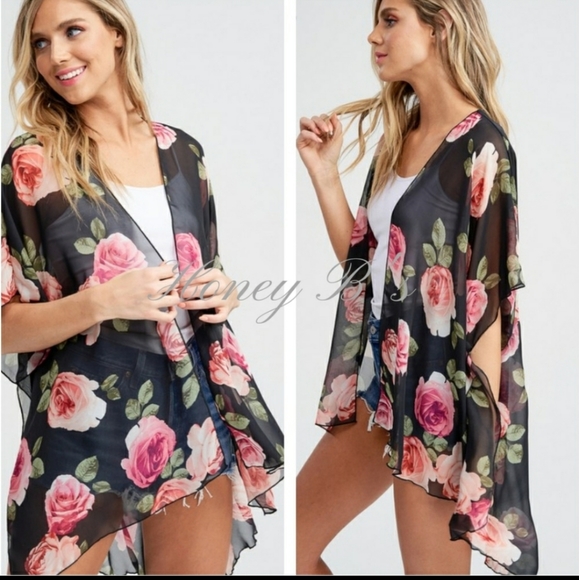 Tops - Floral kimono